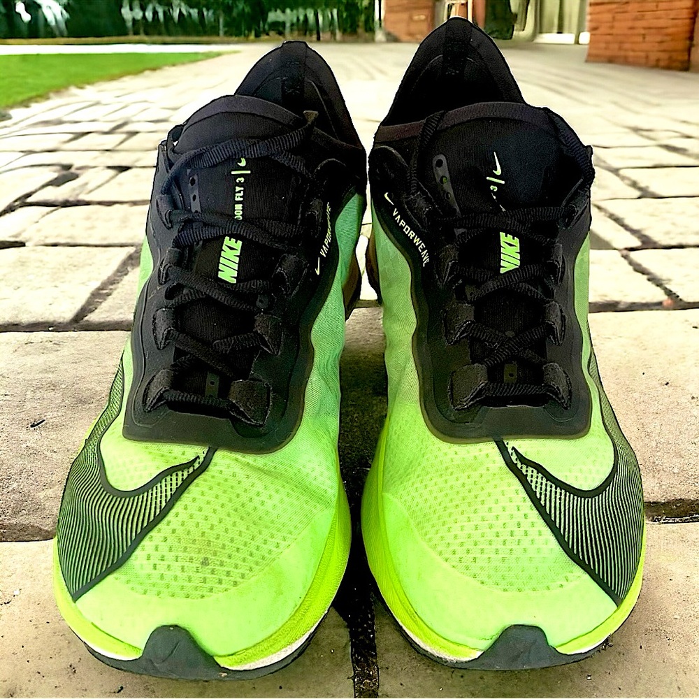 EUC Nike Zoom Fly 3 Electric Green 2019
Men's Size: 7.5